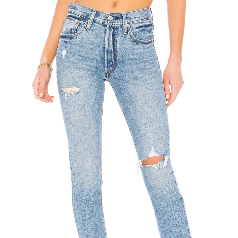 Levi’s 501 Skinny Sz 24 “Can’t touch this”